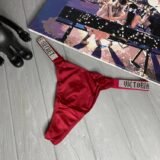 Женские Victoria's Secret Very Sexy стринги темно-красный  wu077-2