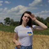 Футболка біла з принтом Вчому моя суперсила? Я Українка