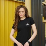 Жіноча футболка Adidas чорна