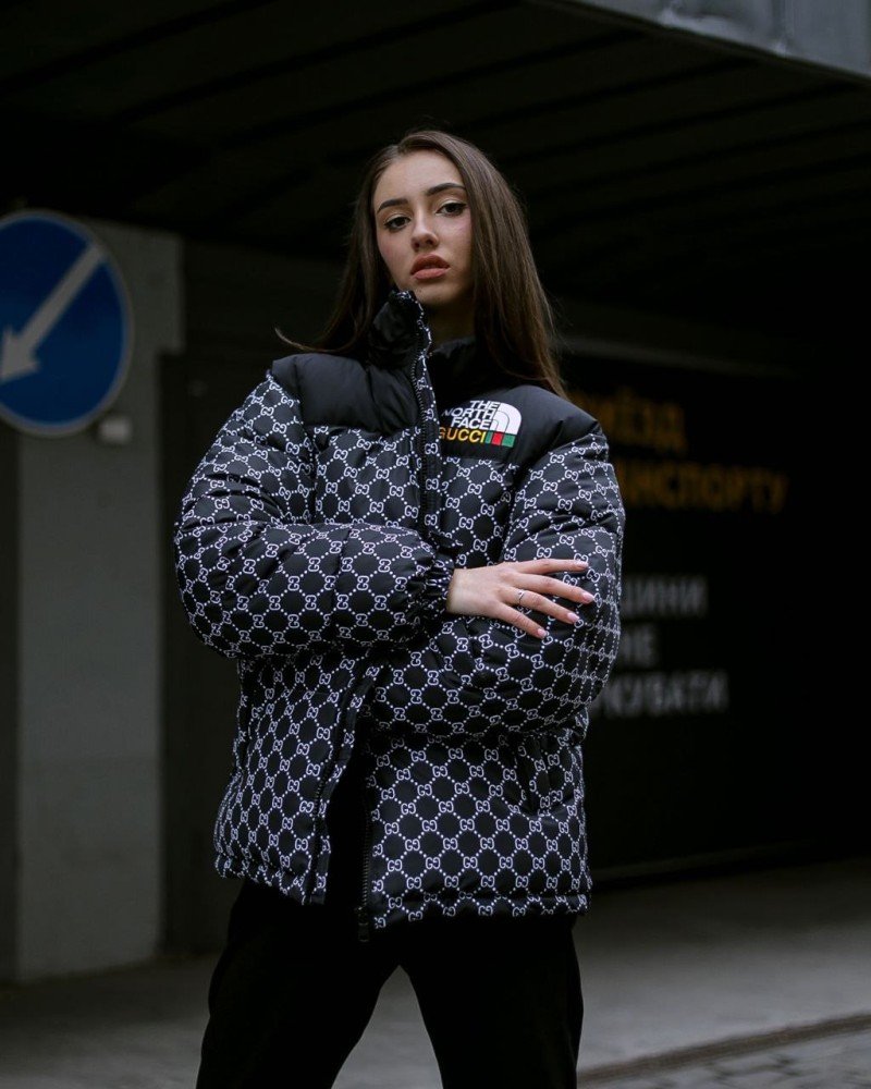 Куртка пухова TNF Gucci чорна жіноча - Зображення 2