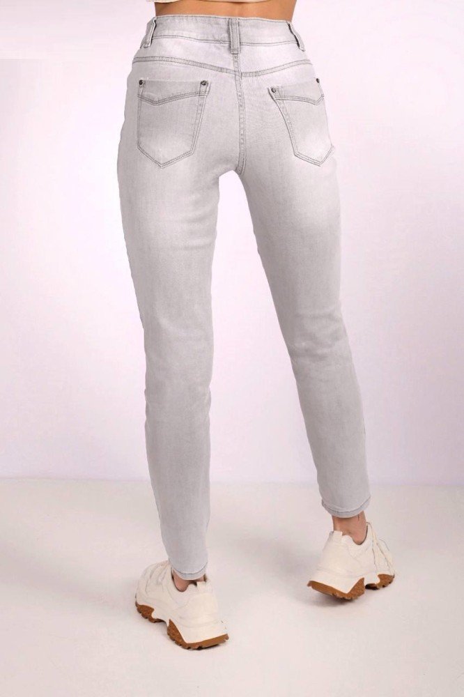 Джинси жіночі сірі з дірками на колінах - Зображення 2