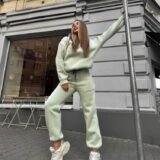 Жіночий зимовий оверсайз спортивний костюм із начісом Sanrado зелений м'ятний RD404