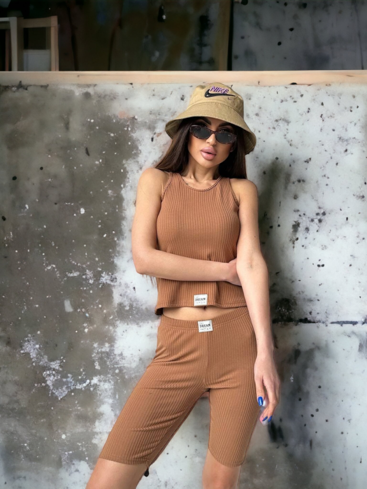 Женский костюм майка и велосипедки в рубчик бежевого цвета - Зображення 3